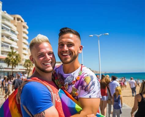 discotecas gay torremolinos|Guía Gay de Torremolinos